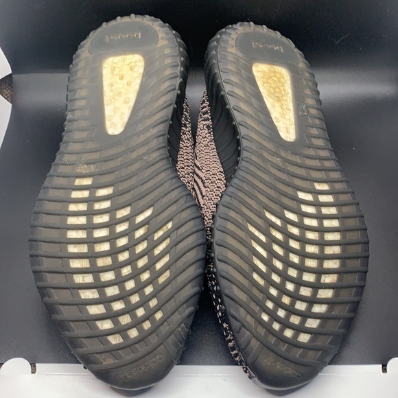 YEEZY BOOST 350 V2 : YECHEIL NON-REFLECTIVE *SAME DAY SHIPPING*